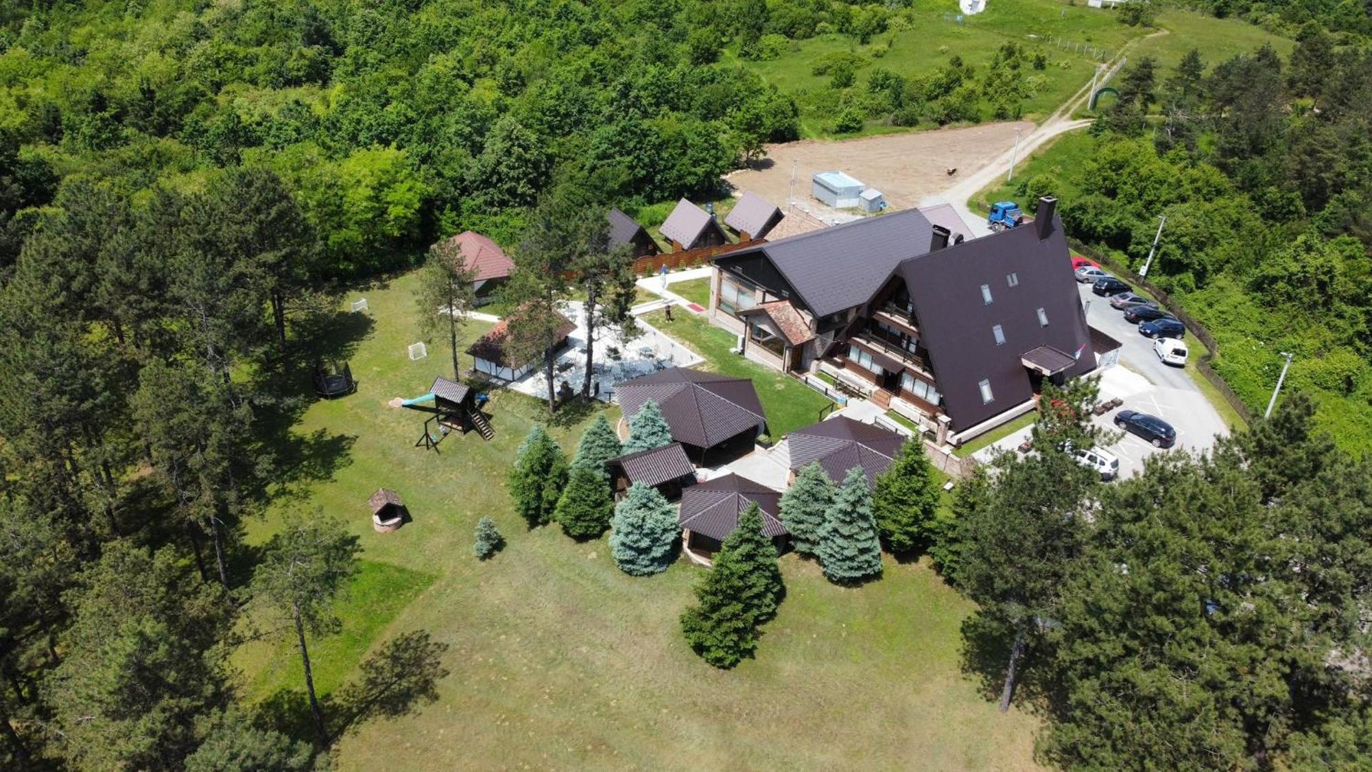 Hotel Babino Brdo Derventa Kültér fotó