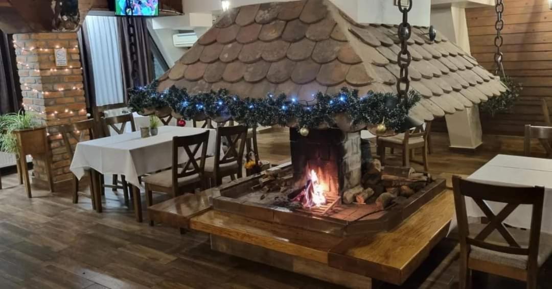 Hotel Babino Brdo Derventa Kültér fotó