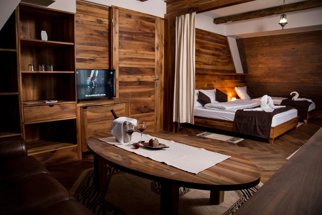 Hotel Babino Brdo Derventa Kültér fotó