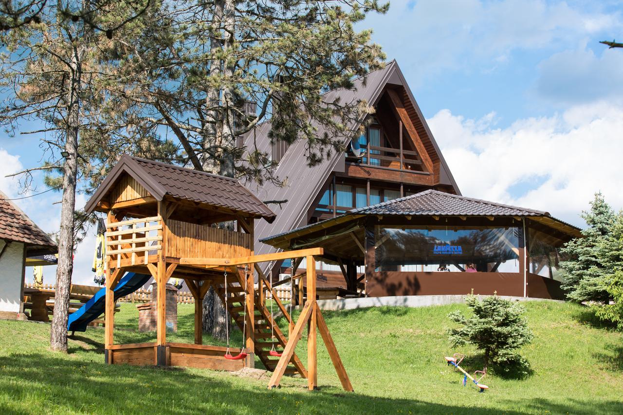Hotel Babino Brdo Derventa Kültér fotó